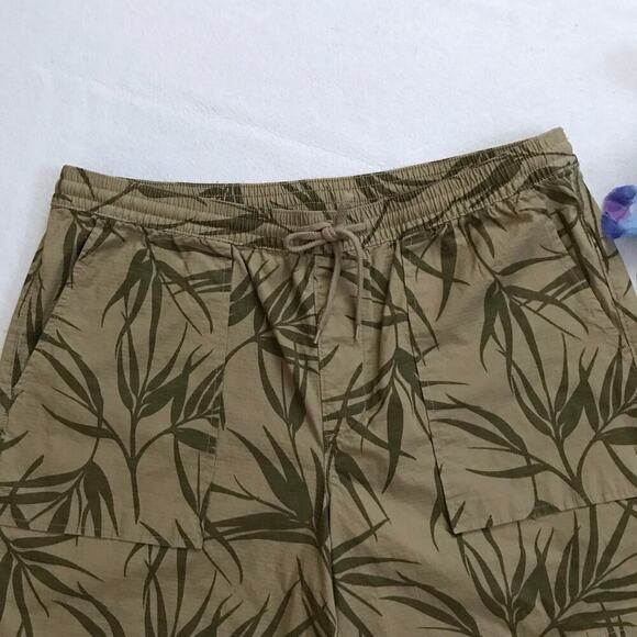 Lands' End NWT Khaki Palm Pull On Shorts Men Various - Picture 3 of 10